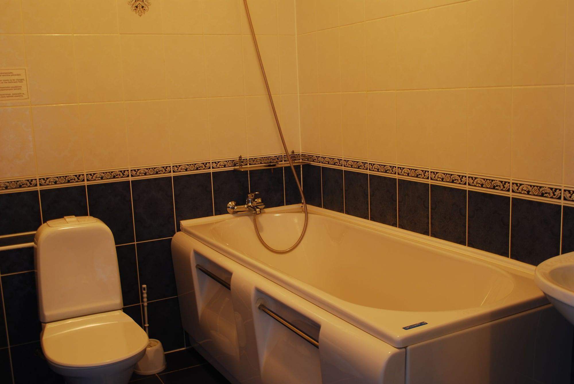 Ecoland Hotelli 3*